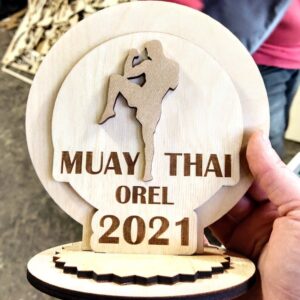 Intra απο ξύλο plywood 3mm-4mm πάχος - Μετάλλιο Muay Thai Trophy Kickboxing Δίασταση 30x30 cm Intraeaxys-m1d6z4x7