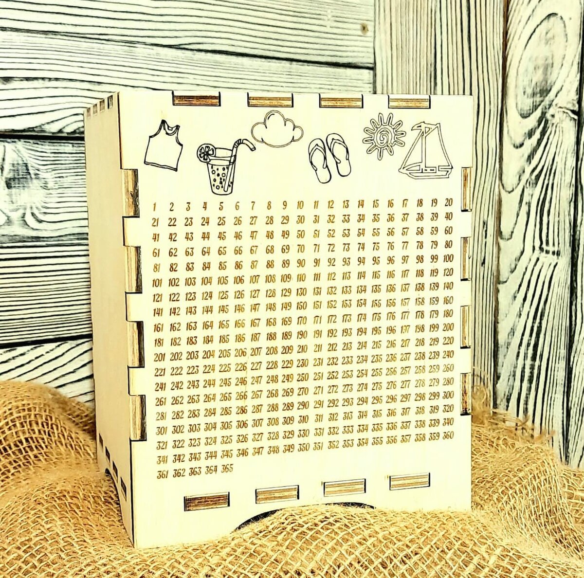 Intra απο ξύλο plywood 3mm-4mm πάχος - Κουμπαράς Ξύλινος Κουμπαράς 365 Days Save Money Plan Box Δίασταση 30x30 cm Intraeaxys-m1d640y7