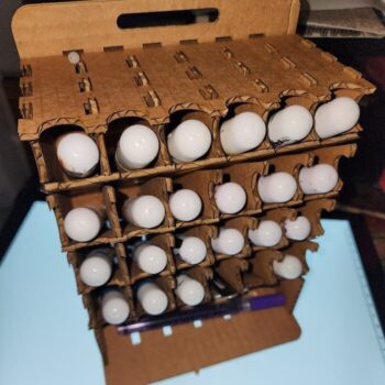 Intra απο ξύλο plywood 3mm-4mm πάχος - Σχάρα αποθήκευσης μελάνης αλκοόλης Δίασταση 30x30 cm Intraeaxys-pok3ekj7 - Image 1