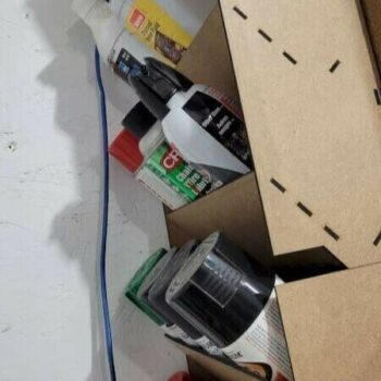 Intra απο ξύλο plywood 3mm-4mm πάχος - Θήκη για μπογιές σε σπρέι Δίασταση 30x30 cm Intraeaxys-yon0ndk7 - Image 3