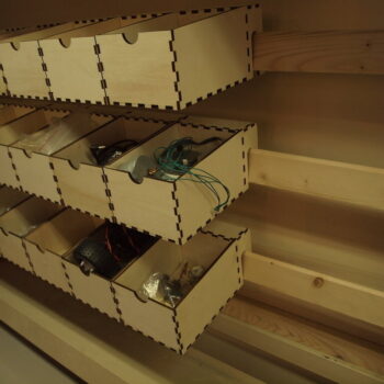 Intra απο ξύλο plywood 3mm-4mm πάχος - Κρεμαστοί Αποθηκευτικοί Κάδοι 4mm Δίασταση 30x30 cm Intraeaxys-eo209dm7 - Image 1