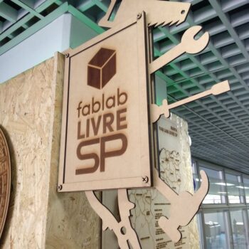 Intra απο ξύλο plywood 3mm-4mm πάχος - Πίνακας τοίχου πληροφοριών Fablab Δίασταση 30x30 cm Intraeaxys-91jd3e81 - Image 1