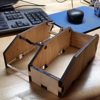 Intra απο ξύλο plywood 3mm-4mm πάχος - Θήκη πιστολιού θερμής κόλλας Mkii Δίασταση 30x30 cm Intraeaxys-91jkd2po - Image 5