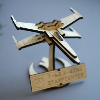 Intra απο ξύλο plywood 3mm-4mm πάχος - Star Wars X-Wing Starfighter Δίασταση 30x30 cm Intraeaxys-qom65r51 - Image 4