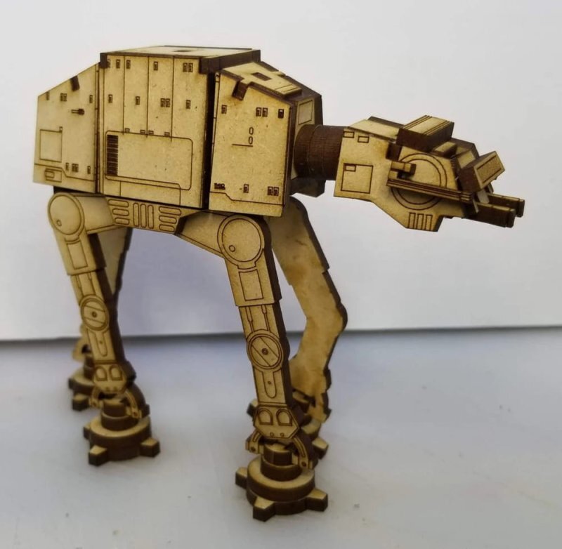 Intra απο ξύλο plywood 3mm-4mm πάχος - Star Wars All Terrain Armored Transport AT-AT Walker Δίασταση 25x30 cm Intraeaxys-eox89x41