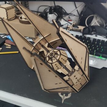 Intra απο ξύλο plywood 3mm-4mm πάχος - TIE Interceptor Starwars Δίασταση 30x30 cm Intraeaxys-zo9ydr47 - Image 3