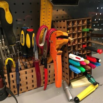 Intra απο ξύλο plywood 3mm-4mm πάχος - Organizer πάγκου εργασίας 3mm Δίασταση 30x30 cm Intraeaxys-yon0njy7 - Image 1