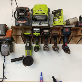 Intra απο ξύλο plywood 3mm-4mm πάχος - Θήκη τρυπανιού Δίασταση 30x30 cm Intraeaxys-qomm3kko - Image 1