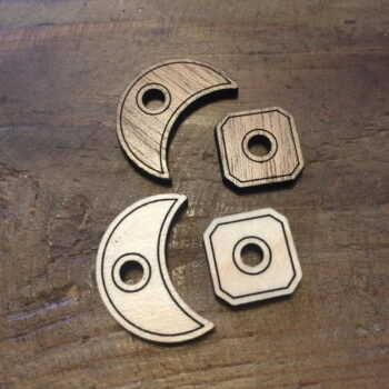 Intra απο ξύλο plywood 3mm-4mm πάχος - Lords Of Waterdeep Wooden Coins Δίασταση 30x30 cm Intraeaxys-voq2j5qo - Image 1