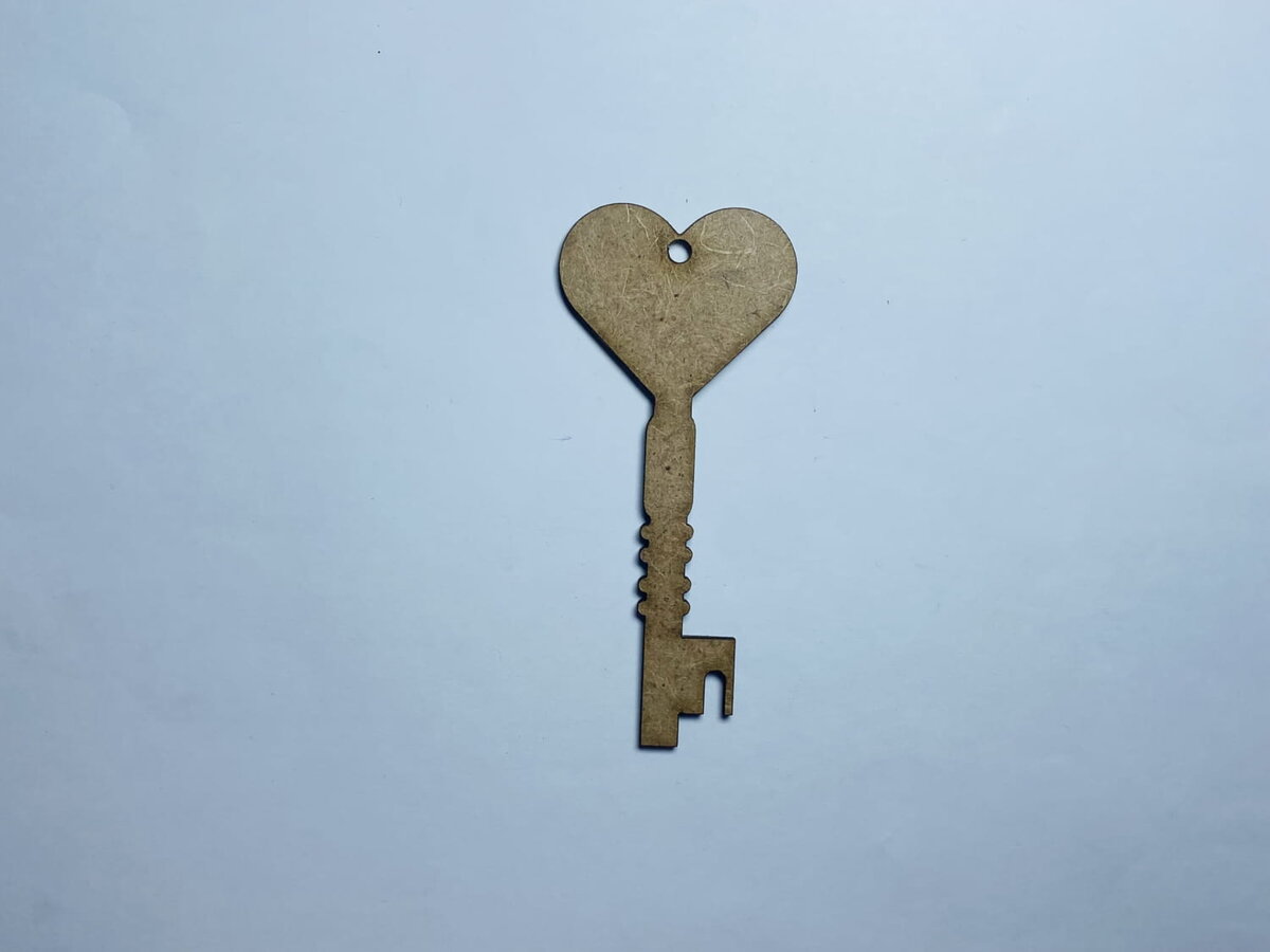 Intra απο ξύλο plywood 3mm-4mm πάχος - Ημιτελές ξύλινο κούφωμα κλειδιού για τον Άγιο Βαλεντίνο Δίασταση 30x30 cm Intraeaxys-eo4q6my7