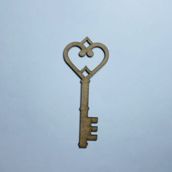 Intra απο ξύλο plywood 3mm-4mm πάχος - Κοπή Ξύλινης Καρδιάς Κλειδί χειροτεχνίας Δίασταση 30x30 cm Intraeaxys-r7vm3z57 - Image 1