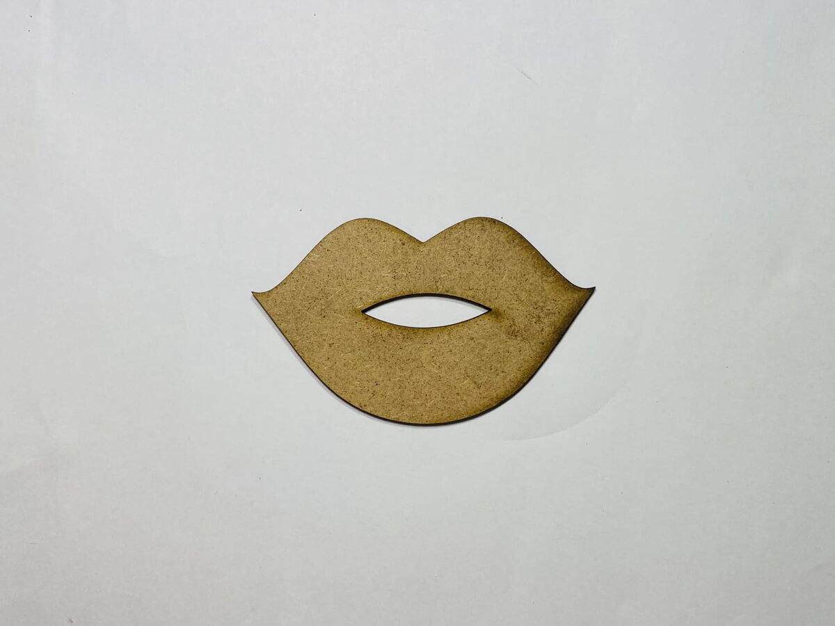 Intra απο ξύλο plywood 3mm-4mm πάχος - Wood Lips Cutout Lips Shape Δίασταση 30x30 cm Intraeaxys-qommxzro