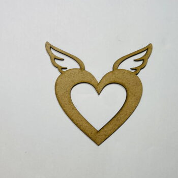 Intra απο ξύλο plywood 3mm-4mm πάχος - Καρδιά με φτερά σε σχήμα ημιτελούς ξυλουργικής κοπής Δίασταση 30x30 cm Intraeaxys-voq283qo - Image 1