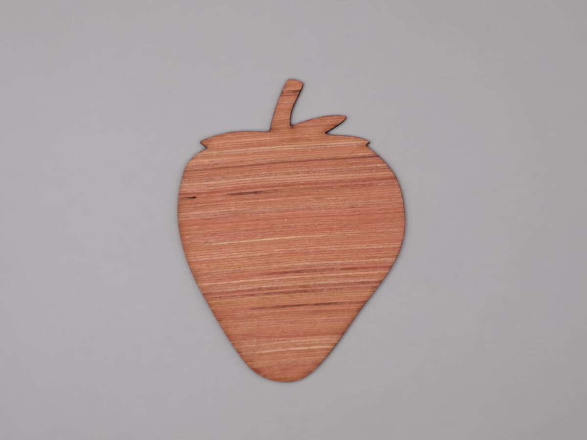 Intra απο ξύλο plywood 3mm-4mm πάχος - Κοψίματα ξύλου φράουλας για χειροτεχνίες Δίασταση 30x30 cm Intraeaxys-51rrnkm1