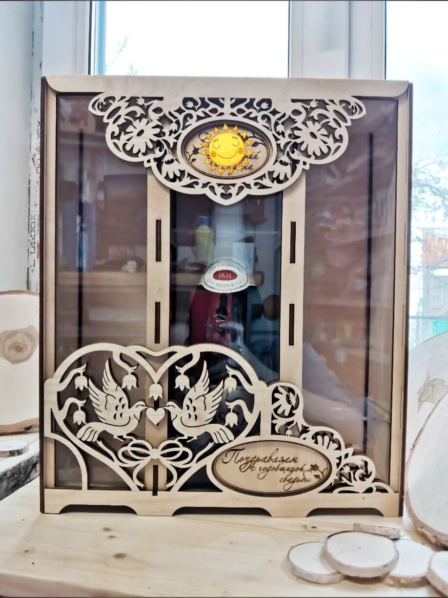 Intra απο ξύλο plywood 3mm-4mm πάχος - Κουτί κρασιού γάμου με δύο γκάλες κρασιού Δίασταση 30x30 cm Intraeaxys-d1lv0epo