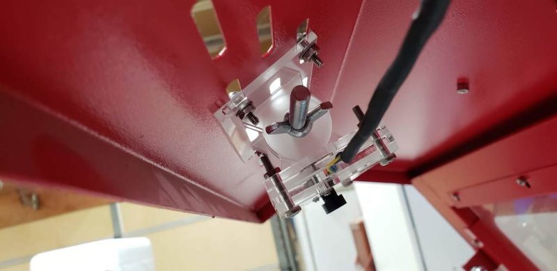 Intra απο ξύλο plywood 3mm-4mm πάχος - Βάση κάμερας Lightburn Δίασταση 30x30 cm Intraeaxys-joerded7