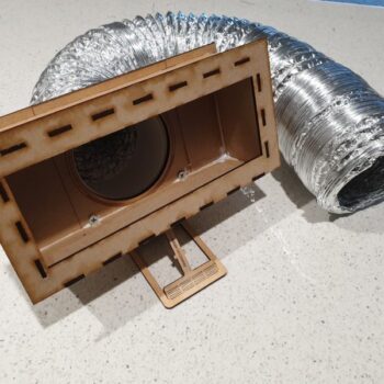 Intra απο ξύλο plywood 3mm-4mm πάχος - K40 Πολλαπλή εξαγωγής 100mm (4″). Δίασταση 30x30 cm Intraeaxys-joere397 - Image 1